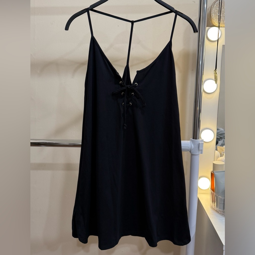 No Boundaries Black Lace-Up Cami Top – Size S (3–5)